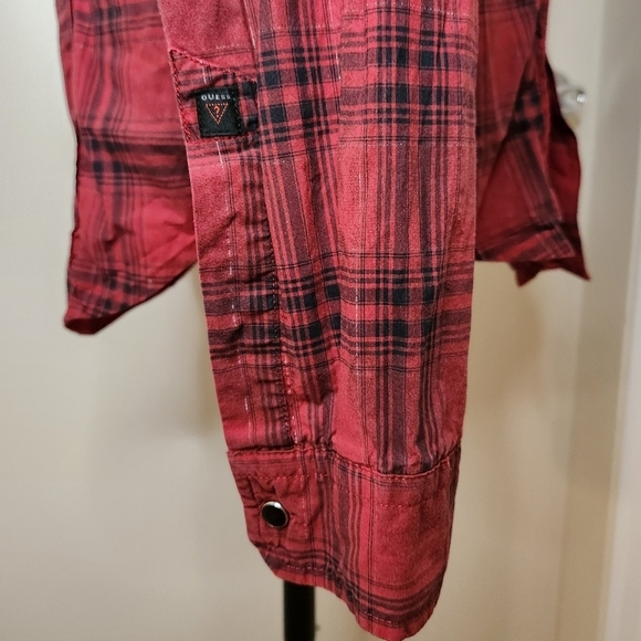 Vintage Guess plaid buttonup shirt - Picture 9 of 11